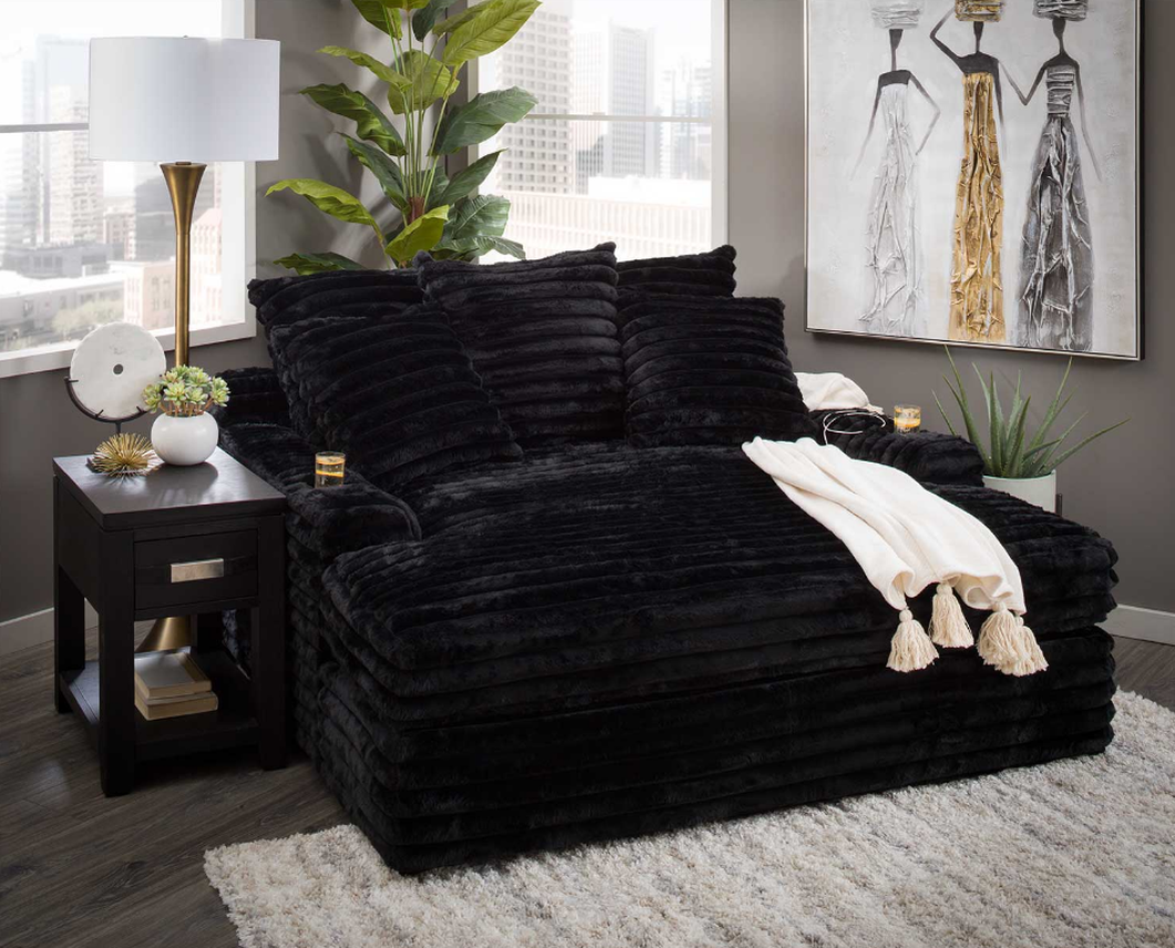 4500 - Onyx Chaise Lounge - Pay On Delivery $670.00